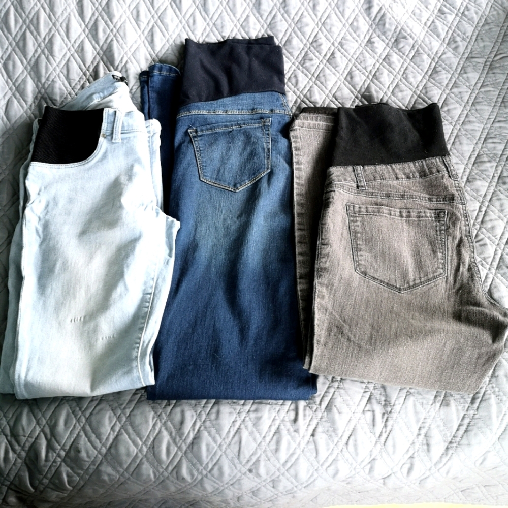 3 maternity jeans lot